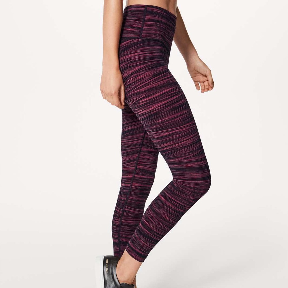 Lululemon wunder under full on luxstreme Red and Black Patterned Leggings